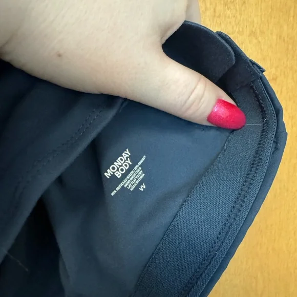 Monday Swimwear Navy Sports Bra with Cream Contrast Trim - Picture 4 of 4